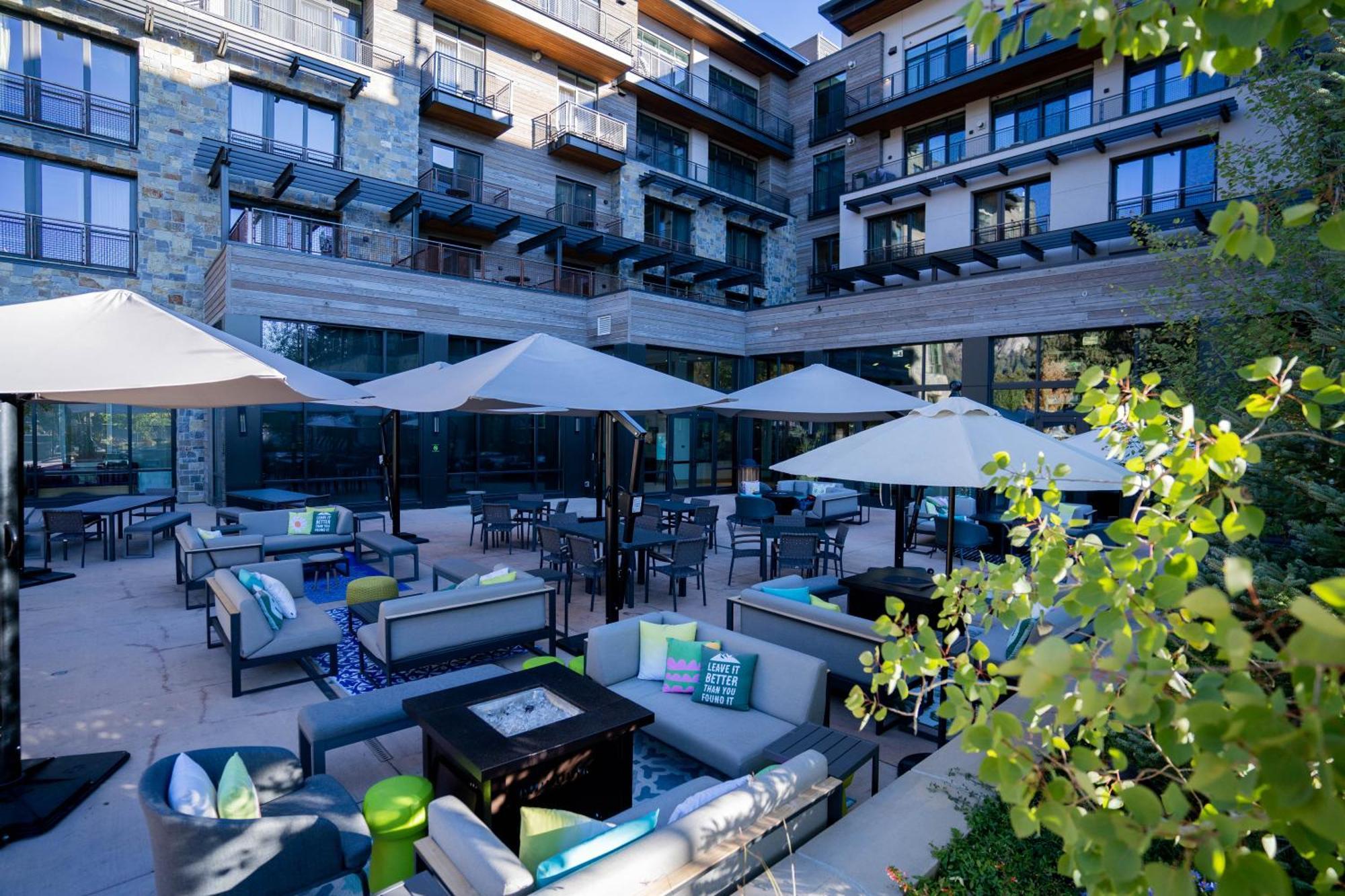Limelight Hotel Кечъм Екстериор снимка